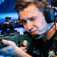 CSGO狙击位职业选手比赛特写头像